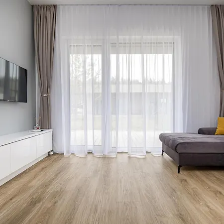 Brauni Modern Vieno Auksto Kotedzas Kunigiskese Takas I Jura 2 Komplekse * Palanga