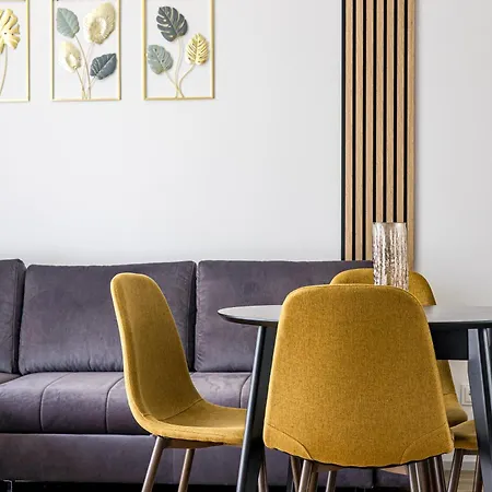 Brauni Modern Vieno Auksto Kotedzas Kunigiskese Takas I Jura 2 Komplekse Apartment *