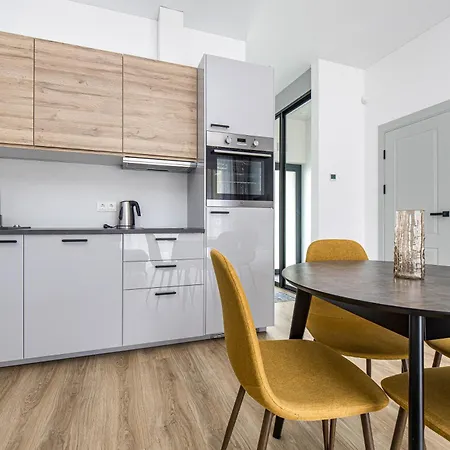 Apartment Brauni Modern Vieno Auksto Kotedzas Kunigiskese Takas I Jura 2 Komplekse Palanga