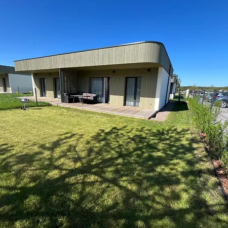 Brauni Modern Vieno Auksto Kotedzas Kunigiskese Takas I Jura 2 Komplekse Apartment Palanga